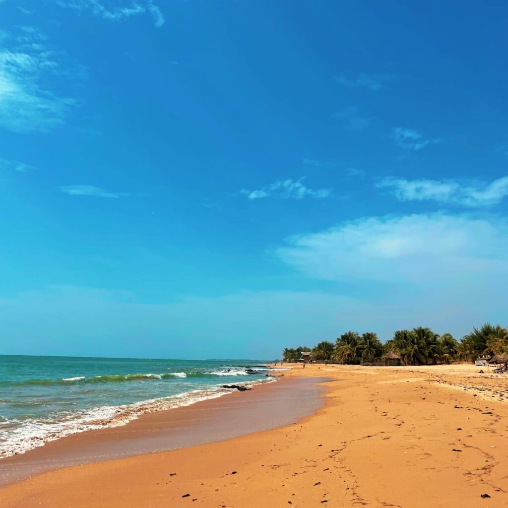 Maison d’hôtes avec piscine à Mbour