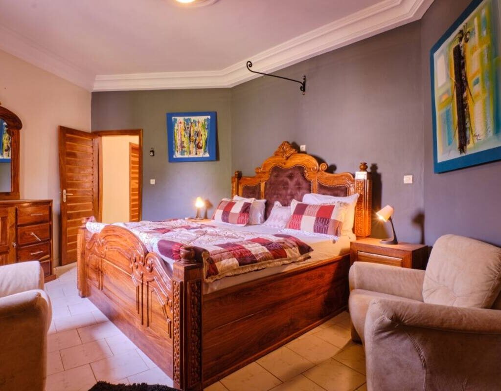 Maison d’hôtes avec piscine à Mbour